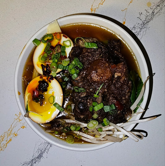 Hearty Oxtail Ramen: A Flavorful Fusion